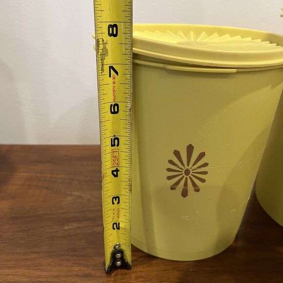 Tupperware Servalier Nesting Canister Set Yellow Set of 4 With Lids - Picture 10 of 11